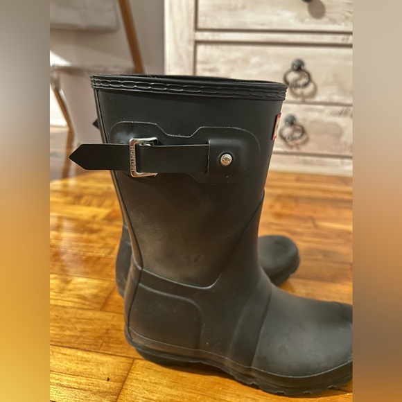 Hunter Boots - Picture 2 of 5